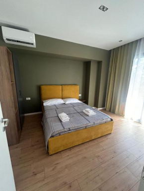 Beautiful Center Apartment